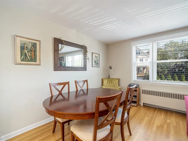 118 W 46th St — Photo 13