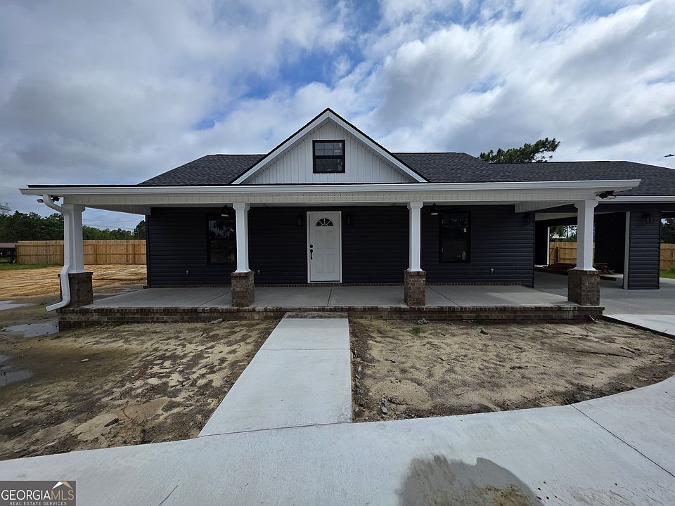 1st image of 27 Elmwood Ln