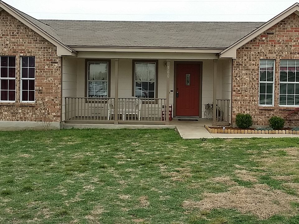 1st image of 560 Live Oak Dr