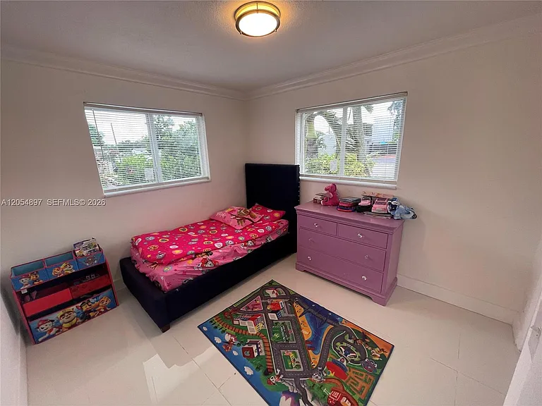 6610 Cody St — Photo 10