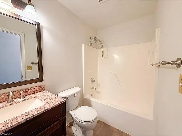 4532 Lasley Dr — Photo 9