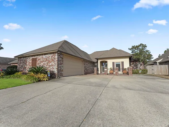 16825 Highland Club Ave, Baton Rouge, LA 70817