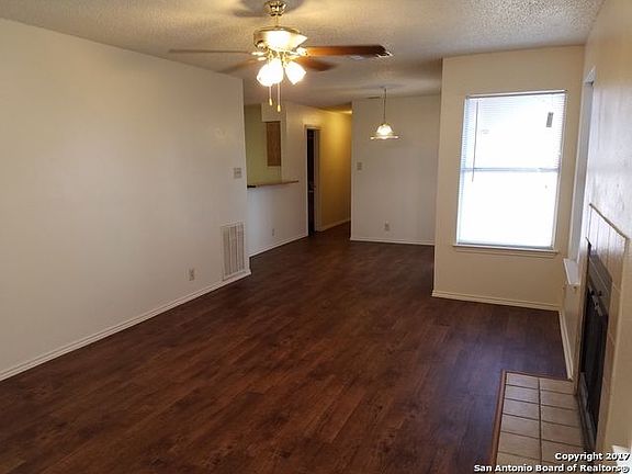 2nd image of 7206 Gaslamp Ln
