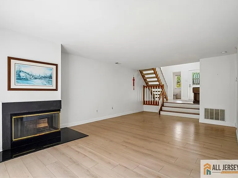1 Brookline Ct #C — Photo 7