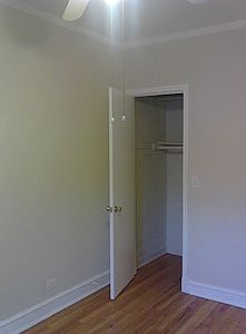 3rd image of 5477 S Everett Ave APT 1w