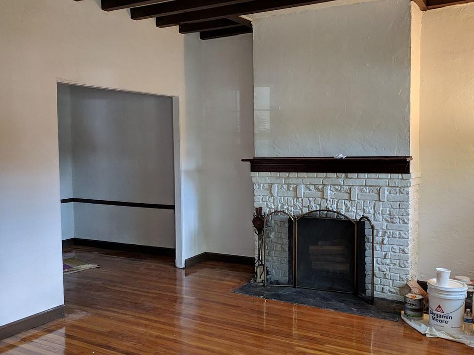 1st image of 29-01 Bell Blvd #1