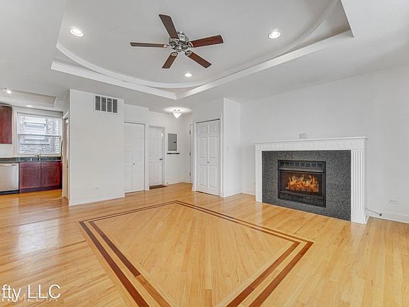 4th image of 6912 N Lakewood Ave APT 3W