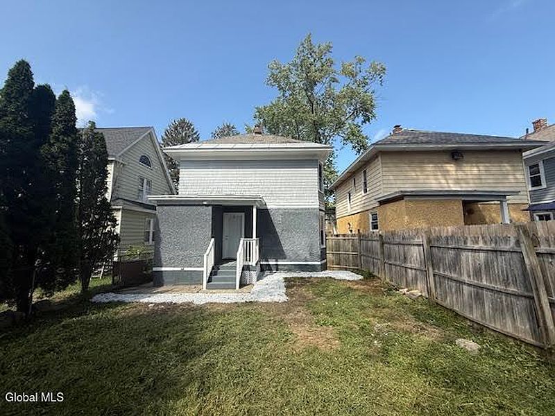 4th image of 29 Columbia Street