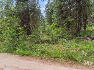 517 Susan Rd, Cascade, ID 83611