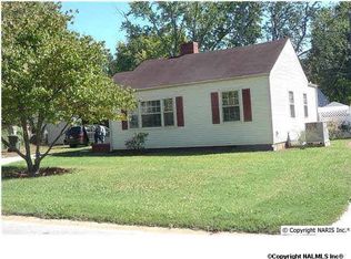 305 Thornton Ave SW, Huntsville, AL 35801
