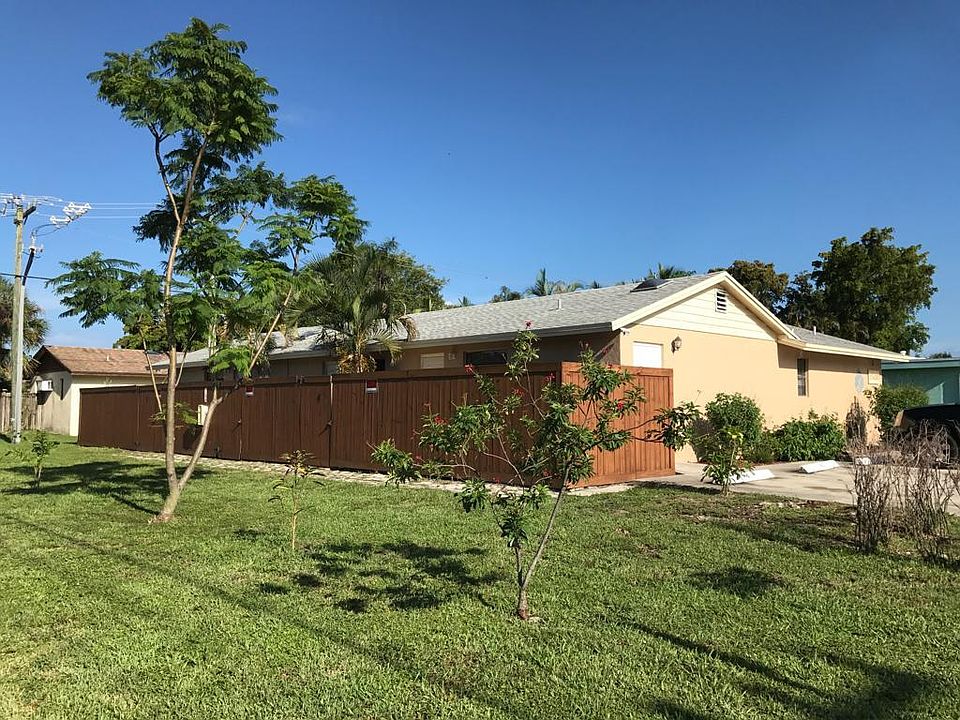 1st image of 1500 SW 2nd Ave