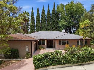 15701 Royal Ridge Rd, Sherman Oaks, CA 91403