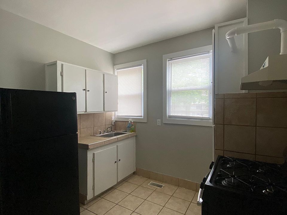 1st image of 203 West St #A