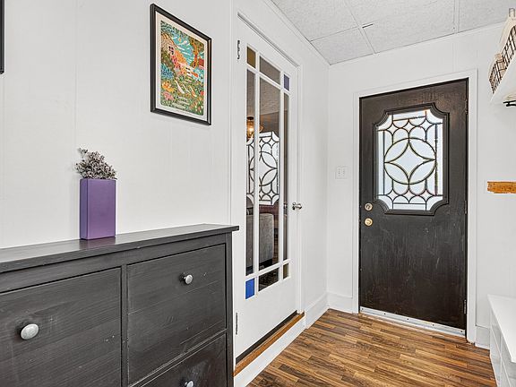 2nd image of 5385/87 Glebe St