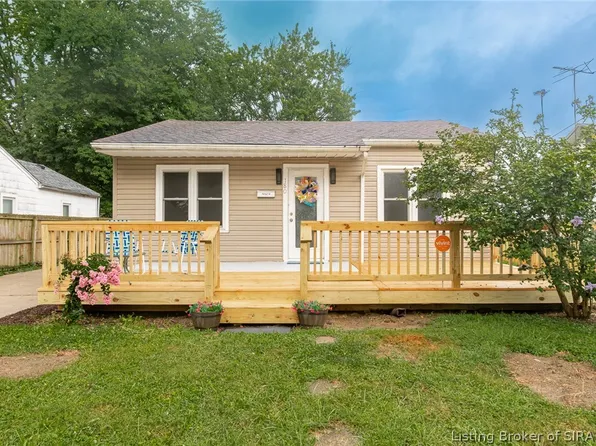 180 Park Drive, Scottsburg, IN 47170