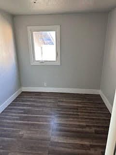 2nd image of 1323 E Elgin St Trailer 40