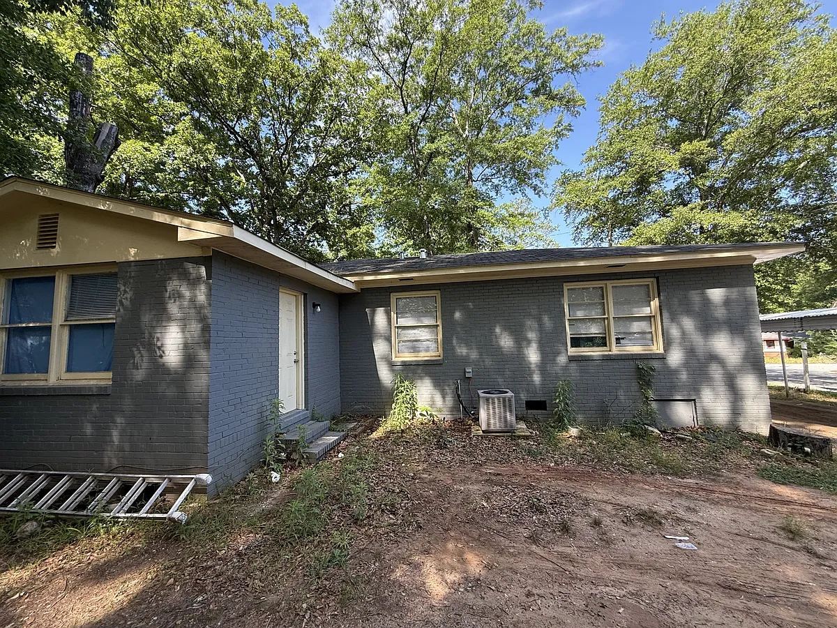 Building Photo - 1502 Foye Ave