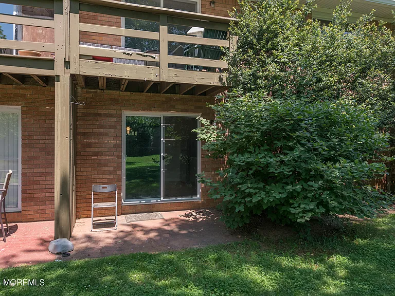 96 East Ave #33 — Photo 4