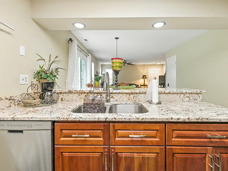 4409 Segovia Ct — Photo 12