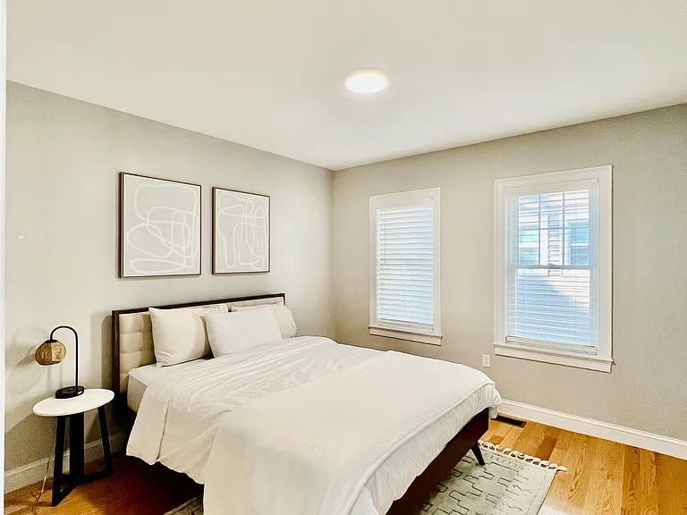 28 Metcalf St #1 — Photo 13