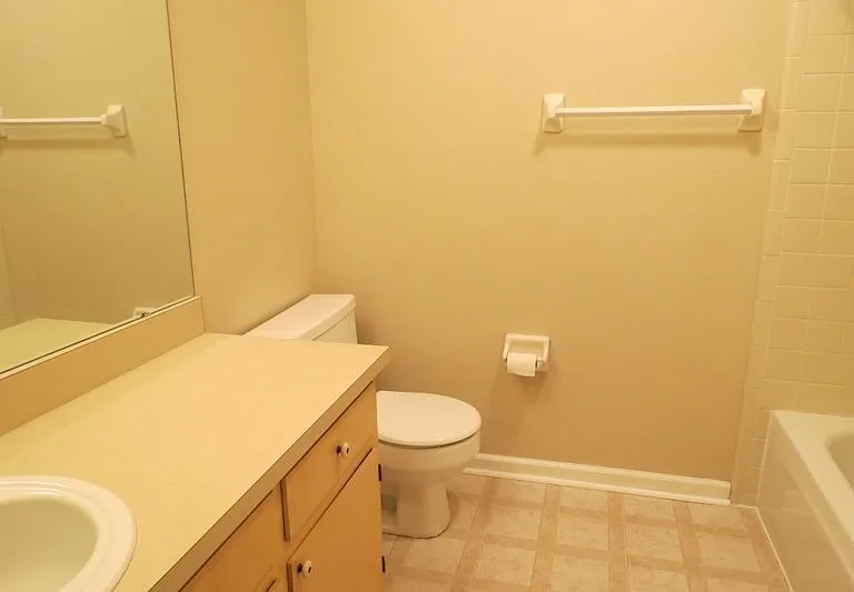 1889 Gina Dr — Photo 8