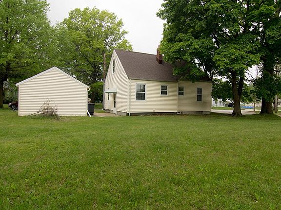 2nd image of 767 Ardella Ave