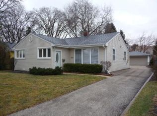 1857 Bennett Pl, Des Plaines, IL 60018