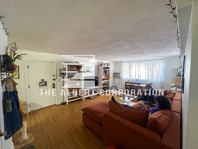 36 Dighton St #4 — Photo 3