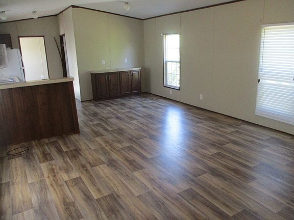 2nd image of 289 Silver Peak Dr #372
