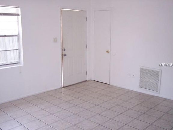 4th image of 1356 Boylan Ave