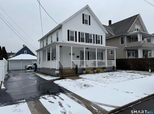 22 Dwight St #2, Ansonia, CT 06401