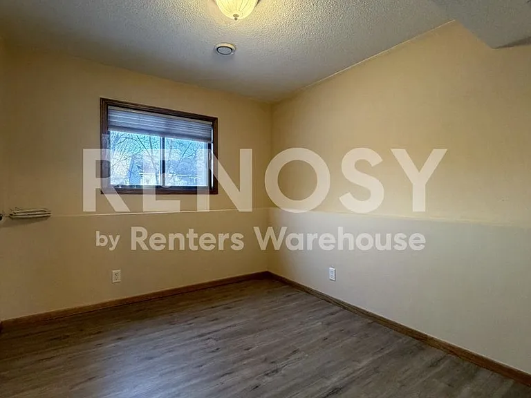 4648 Cedar Lake Rd S #1 — Photo 4