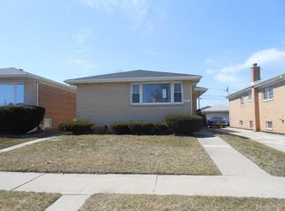 610 Bensley Ave, Calumet City, IL 60409