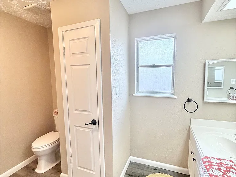 13330 Cologne Dr — Photo 10