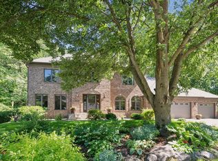 2163 Boulder Rd, Chanhassen, MN 55317