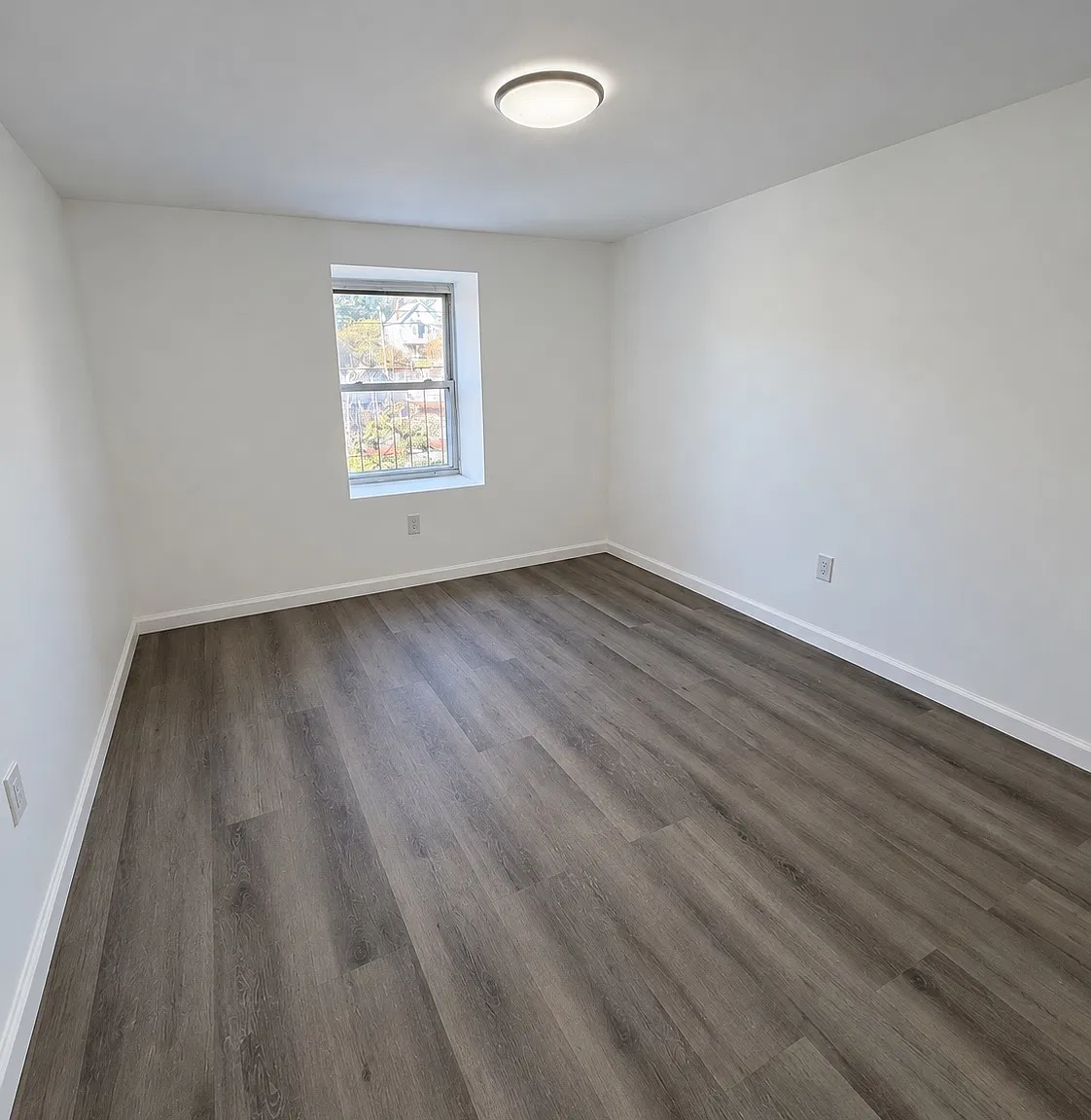 2 bed, $2,800 — Photo 3