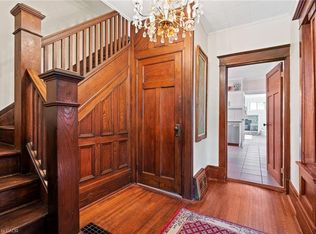 2 Carleton St N, Thorold, ON L2V2A3