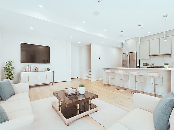 2nd image of 340 W 2nd St #Penthouse 21