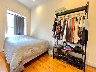 Rented by Silver Line Realty Group NY LLC