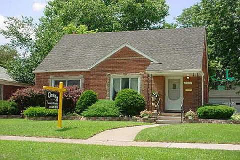 1st image of 24721 Cloverlawn St