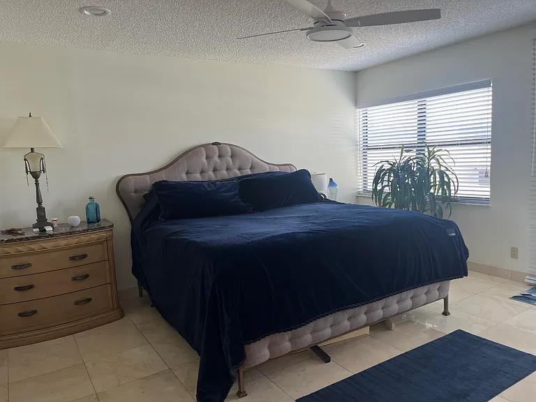 330 SE 20th Ave #508 — Photo 8