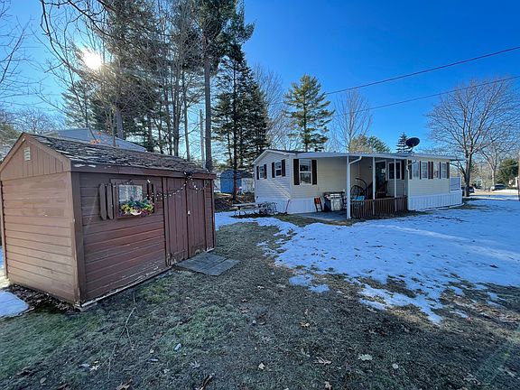 3rd image of 12 Birch Ridge Trl #142