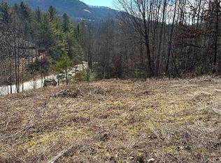 205 Morning Air Ln, Hendersonville, NC 28792