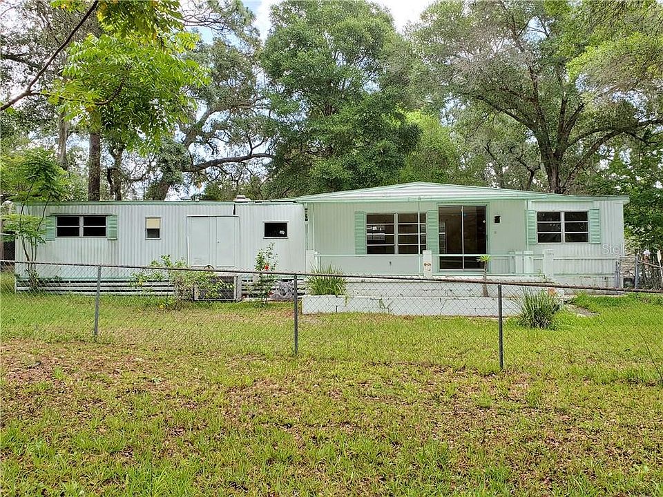 1st image of 4199 Woodland Cir