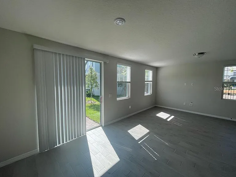 407 Legacy Loop — Photo 17
