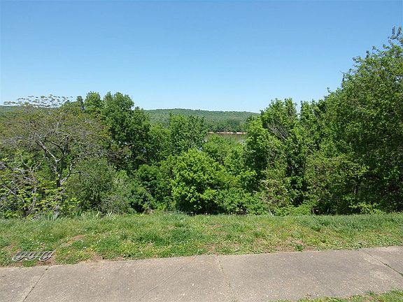 5th image of 86 Watertower Ln
