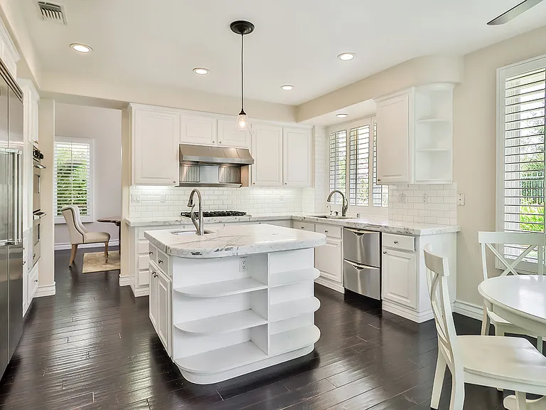 23287 Park Basilico — Photo 14