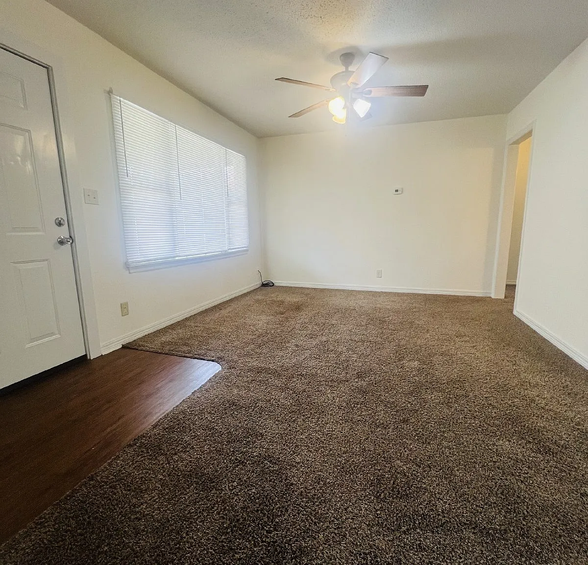 2 bed, 1.0 bath, $900 — Photo 3
