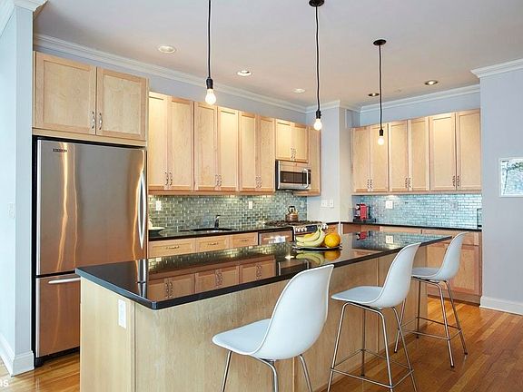 4th image of 258 Saint Nicholas Ave APT 5A