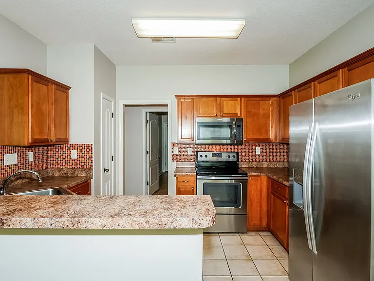 9555 Morning Shadow Dr — Photo 9